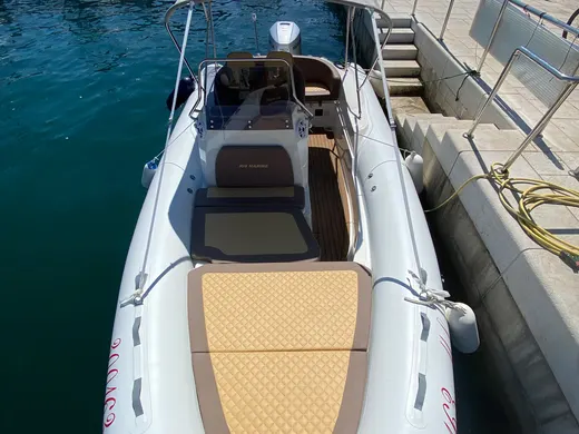 RIS Marine 650 Galerija plovila 2