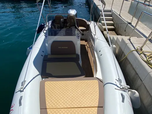 RIS Marine 650 Galerija plovila 4